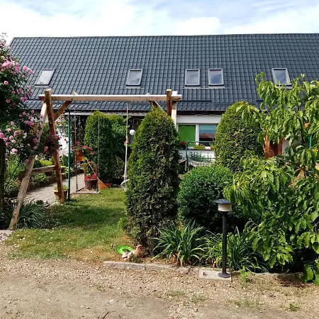 Gospodarstwo Agroturystyczne *