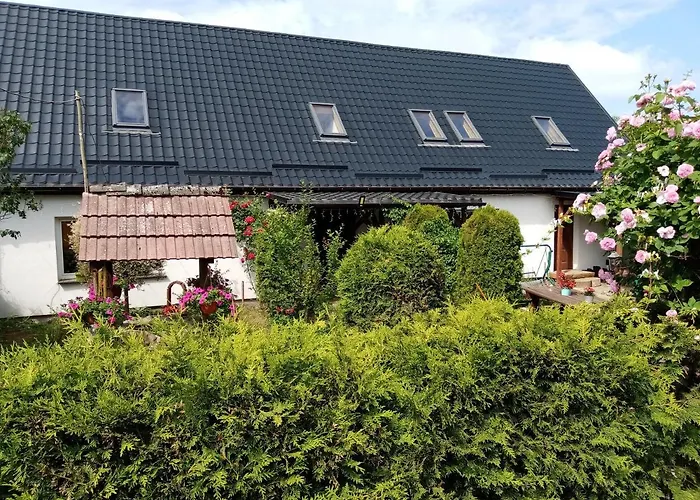 Gospodarstwo Agroturystyczne *