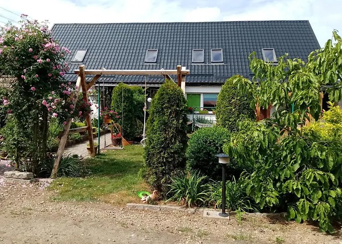 Gospodarstwo Agroturystyczne *